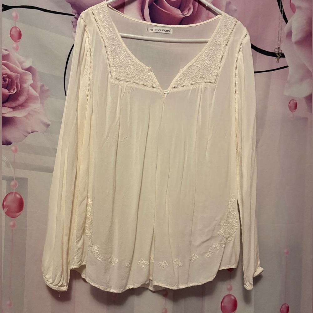 Womens blouses size 1X Maurices